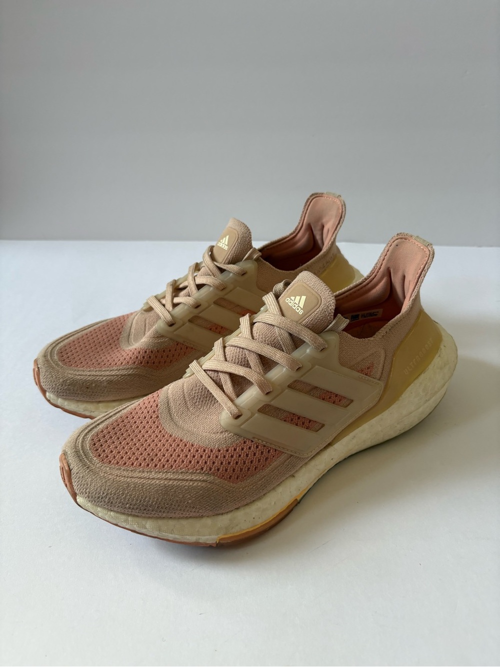 Adidas Women’s Ultraboost 21 Running Pink FY3953 Gold Rose 8 Gym Hike Walk Comfy